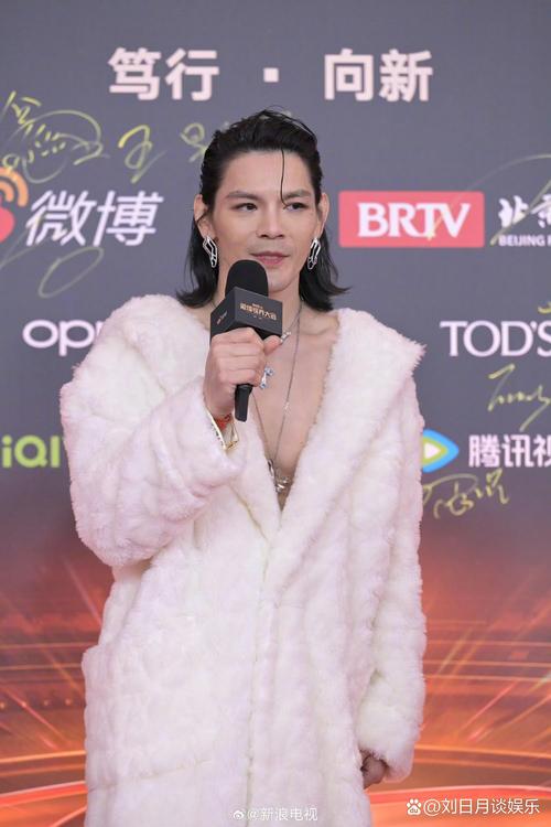 李连杰谈向佐穿女装,李连杰 向佐